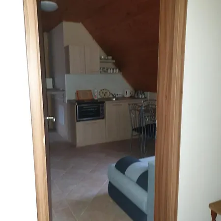 Apartment Ilda Harkany